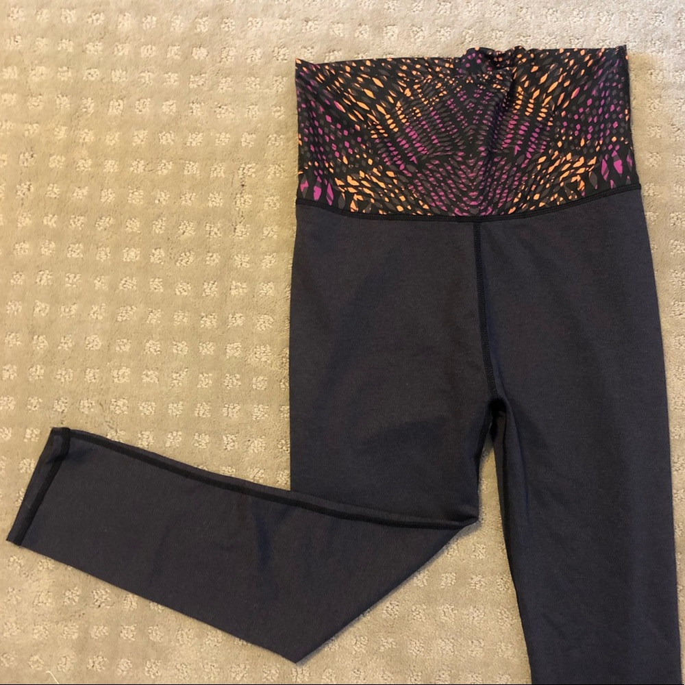 Fabletics Salar Capri leggings